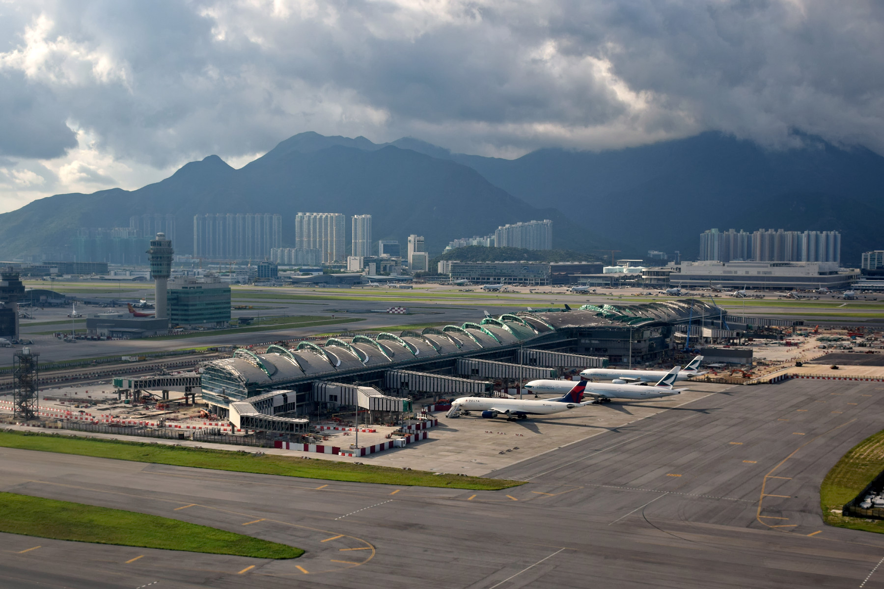 مطار هونغ كونغ الدولي - Wikiwand